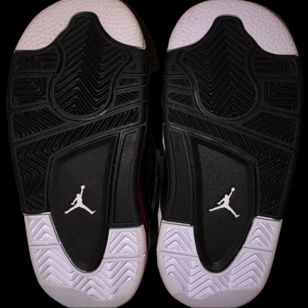 Toddler Jordans NWOB - Picture 8 of 8